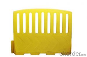 Plastic Warning barrier yellow red blowing plastic barrier